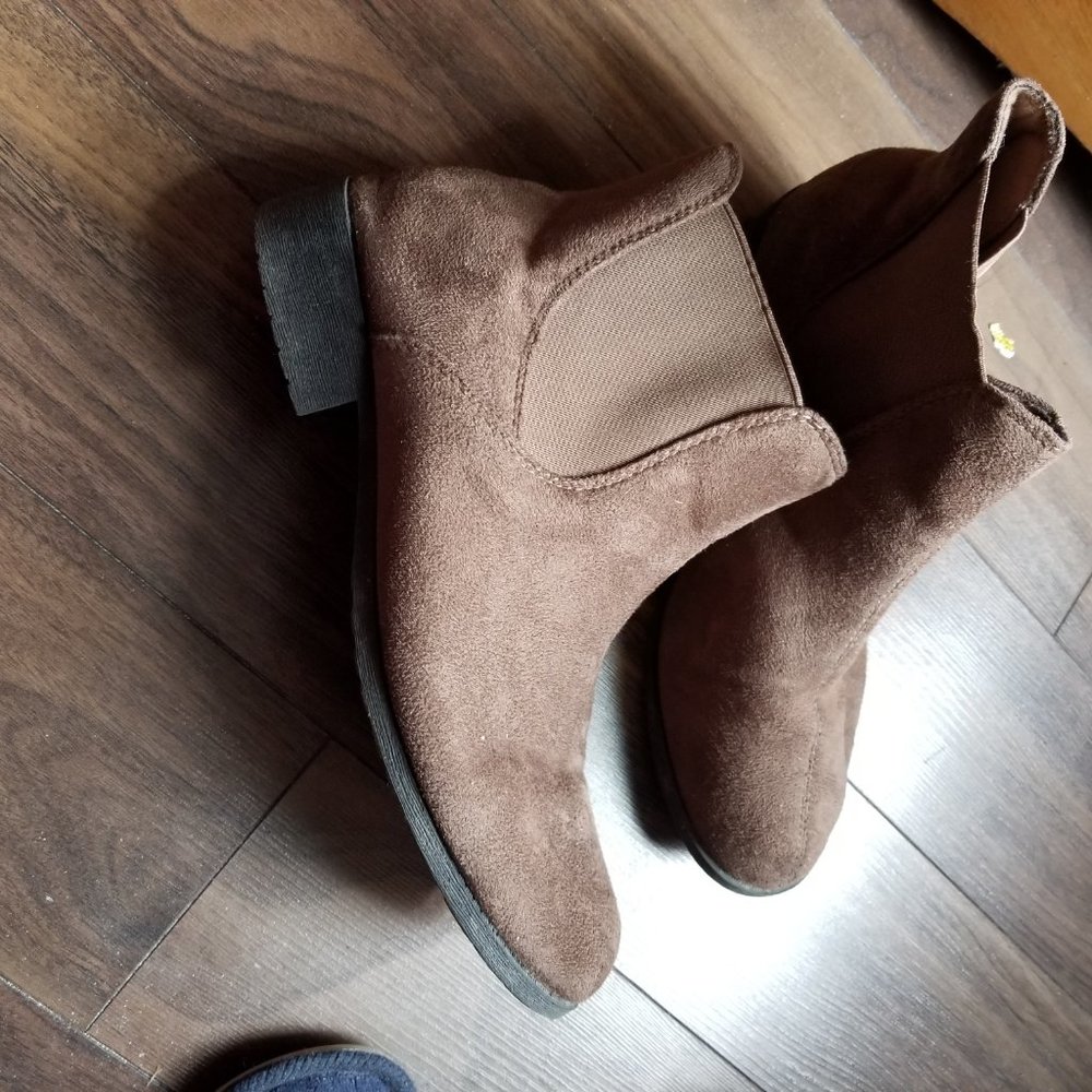 Propet Ankle Boot - Picture 2 of 5